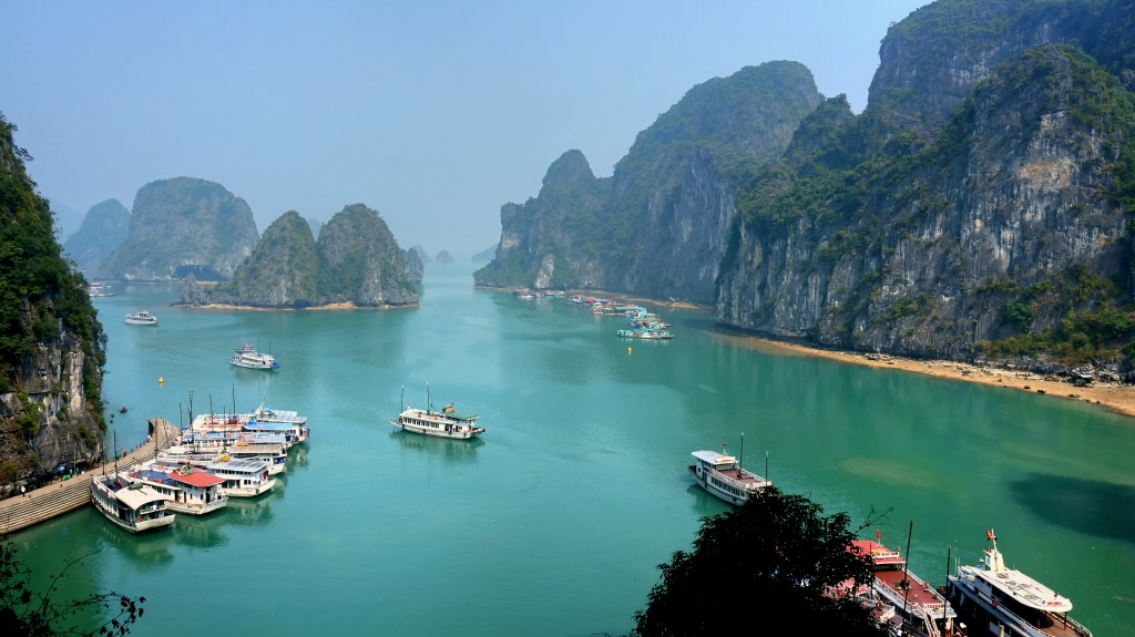 Vietnam Ha Long Bay