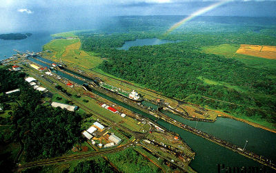History panama canal