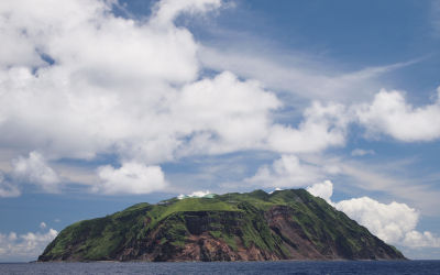 Aogashima island